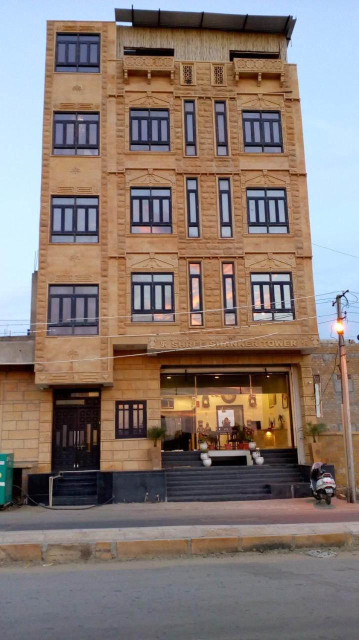 Hotel Radhika Jaisalmer Buitenkant foto