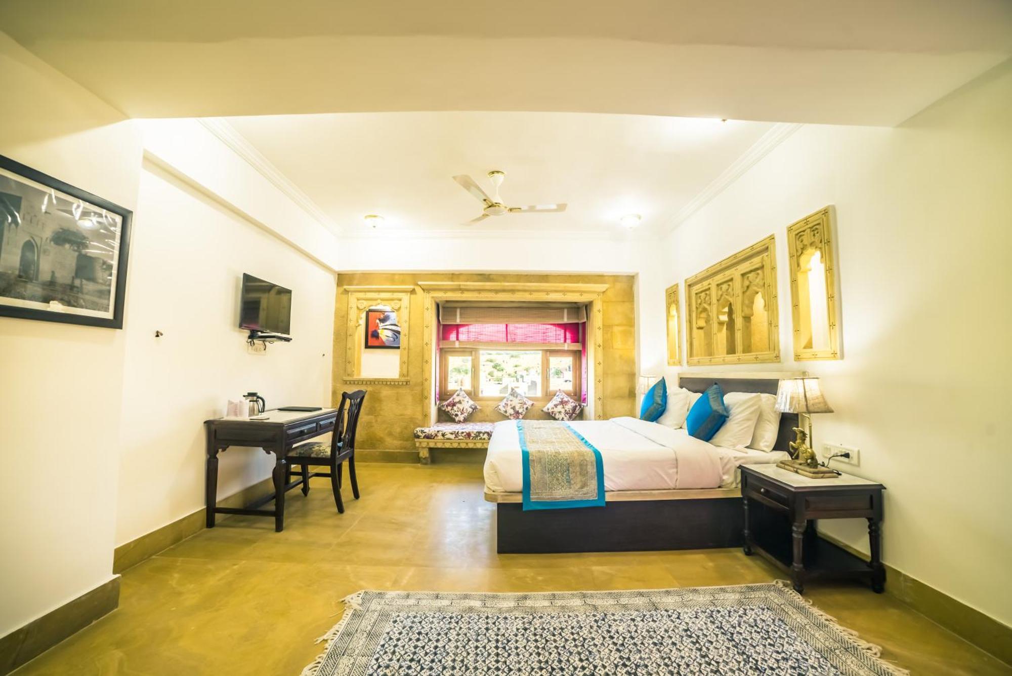 Hotel Radhika Jaisalmer Buitenkant foto